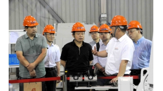 浙江省經(jīng)信委副主任徐煥明調(diào)研暢爾